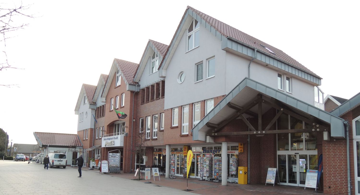 Neubau eines Wohn- und Geschäftshauses in Cadenberge